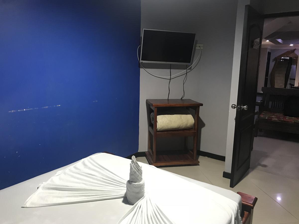 Hotel Calipso Marinilla Εξωτερικό φωτογραφία